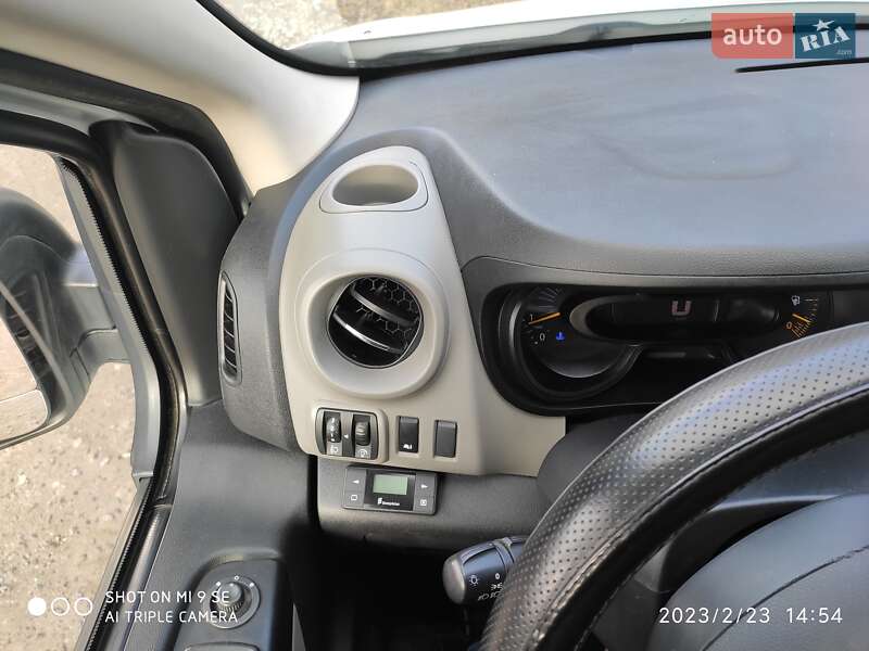 Минивэн Renault Trafic 2015 в Хмельницком