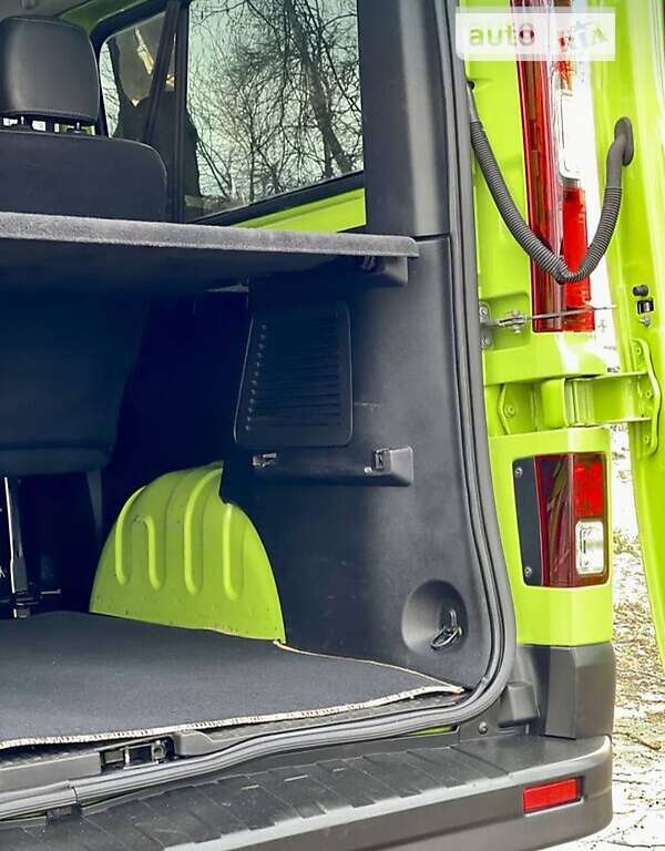 Минивэн Renault Trafic 2017 в Староконстантинове