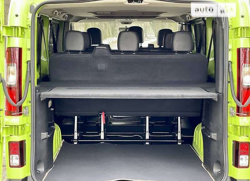 Минивэн Renault Trafic 2017 в Староконстантинове