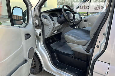 Мінівен Renault Trafic 2006 в 