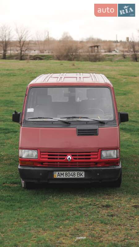 Минивэн Renault Trafic 1991 в Радомышле