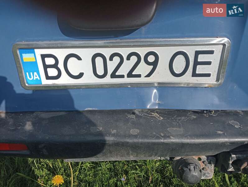 Мінівен Renault Trafic 2005 в Старому Самборі
