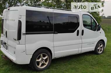 Минивэн Renault Trafic 2002 в 