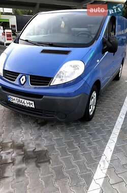 Грузовой фургон Renault Trafic 2013 в 