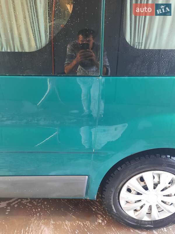 Мінівен Renault Trafic 2002 в Тернополі