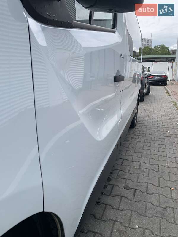 Минивэн Renault Trafic 2015 в Черновцах