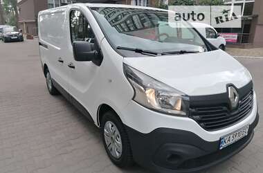 Вантажний фургон Renault Trafic 2017 в Ірпені