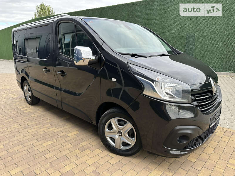 Минивэн Renault Trafic 2019 в 