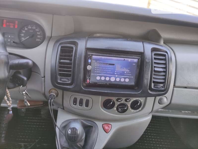 Грузовой фургон Renault Trafic 2005 в Радивилове фото 8 Грузовой фургон Renault Trafic 2005 в Радивилове