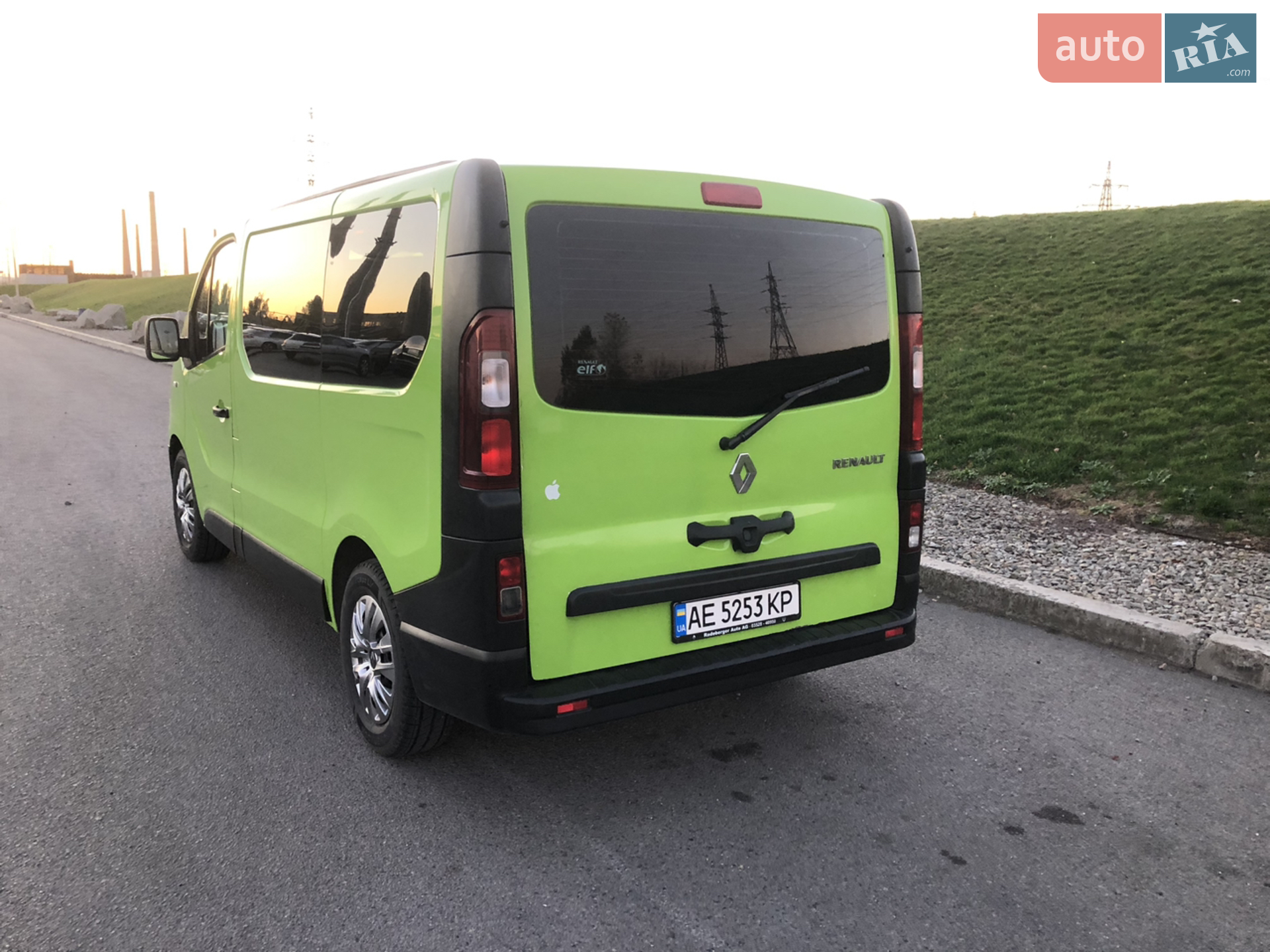 2016 Renault Trafic - мініатюра 4