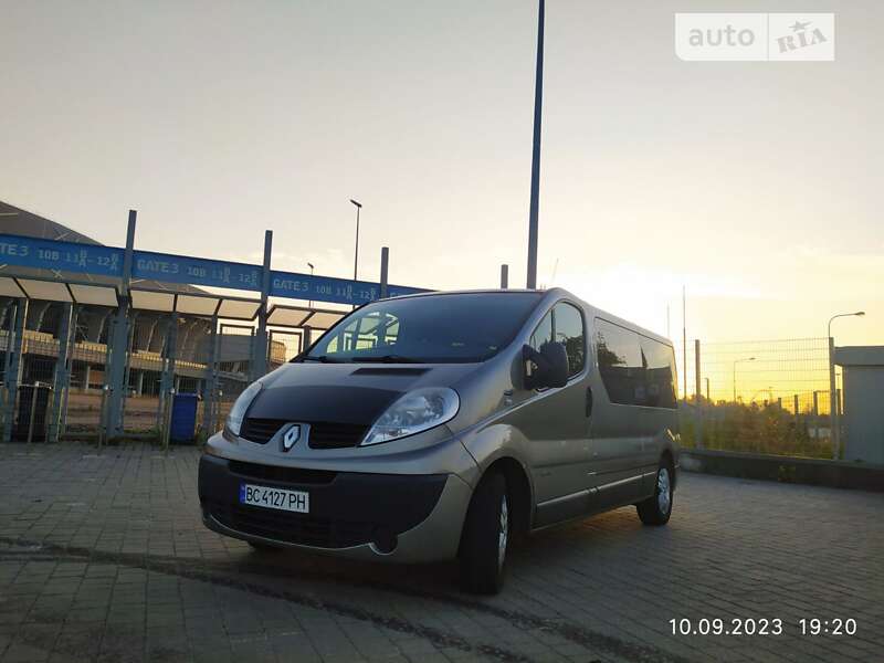 Минивэн Renault Trafic 2010 в Львове