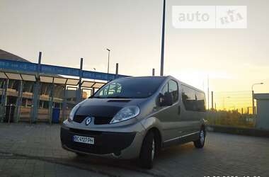 Минивэн Renault Trafic 2010 в 
