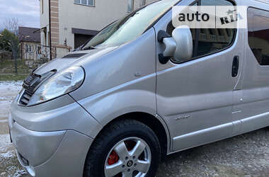 Минивэн Renault Trafic 2009 в Черновцах