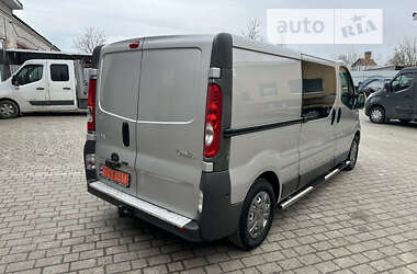 Вантажопасажирський фургон Renault Trafic 2012 в Бродах