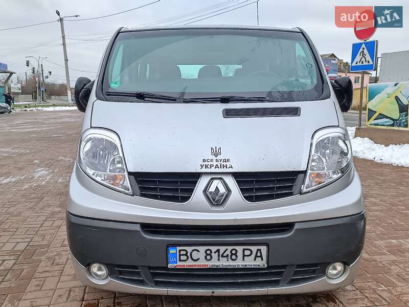 Минивэн Renault Trafic 2009 в Киеве