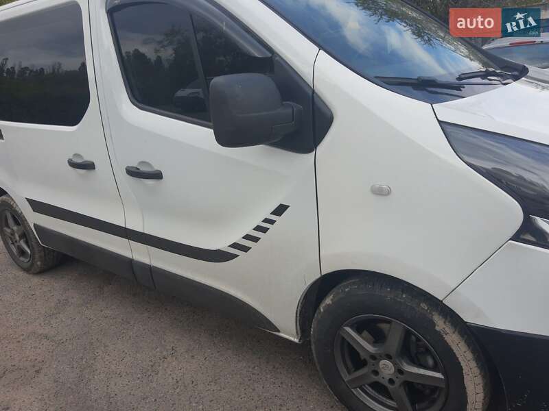 Мінівен Renault Trafic 2016 в Миколаєві