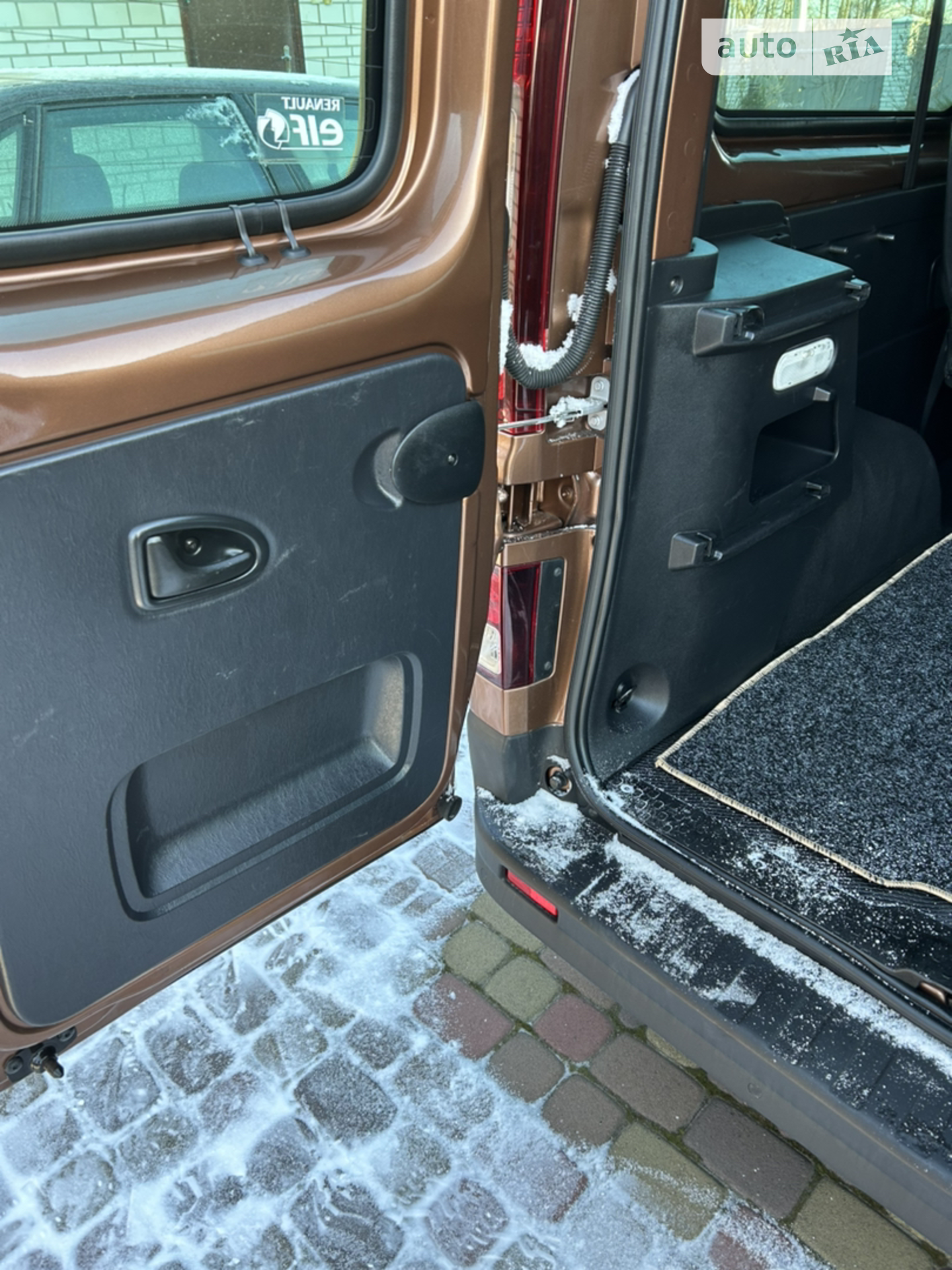 2017 Renault Trafic - мініатюра 20