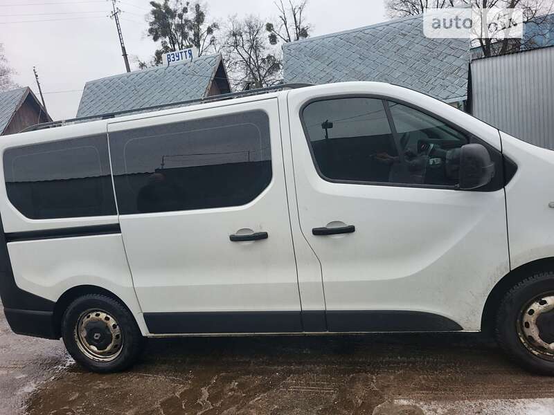 Минивэн Renault Trafic 2016 в Киеве