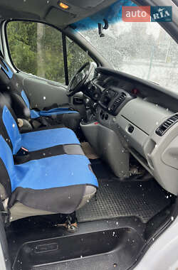 Минивэн Renault Trafic 2005 в 