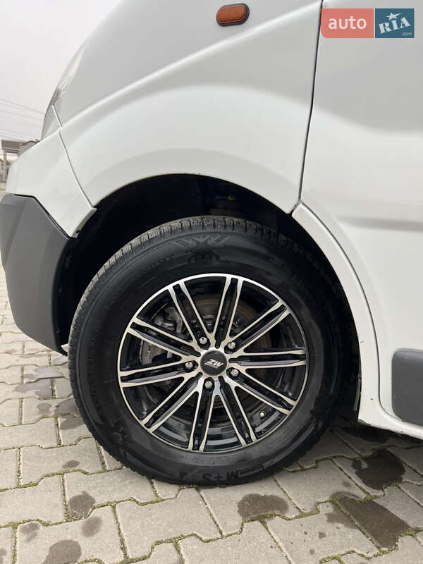 Минивэн Renault Trafic 2006 в Новоселице фото 7 Минивэн Renault Trafic 2006 в Новоселице