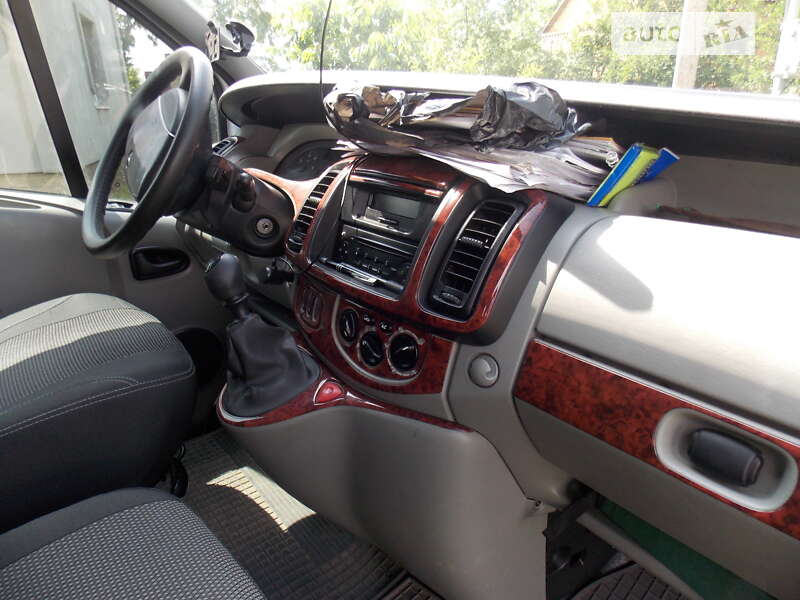 Минивэн Renault Trafic 2005 в Луцке