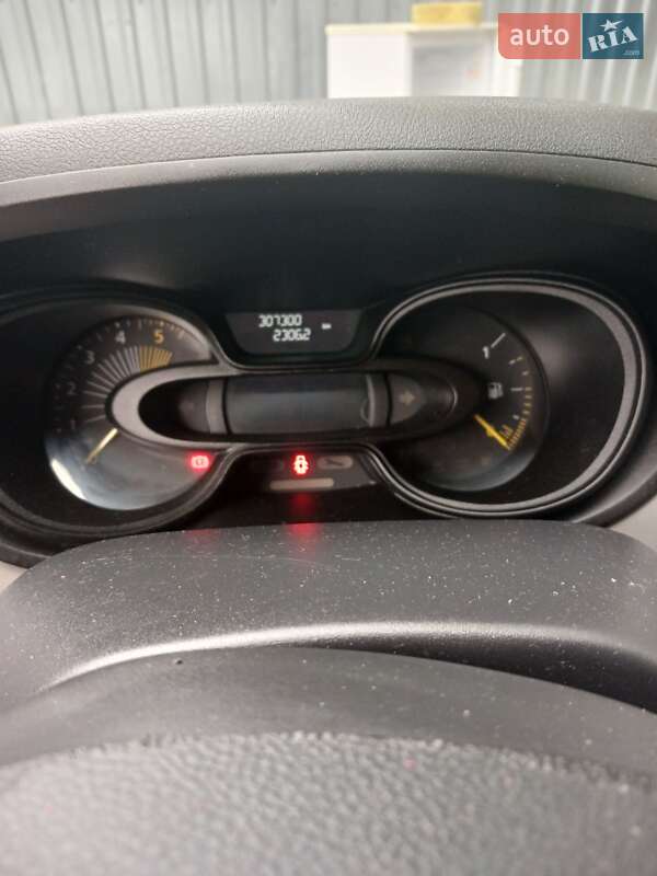 Мінівен Renault Trafic 2015 в Львові