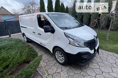 Вантажний фургон Renault Trafic 2017 в Полтаві