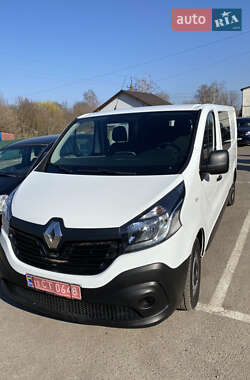 Минивэн Renault Trafic 2017 в Тростянце