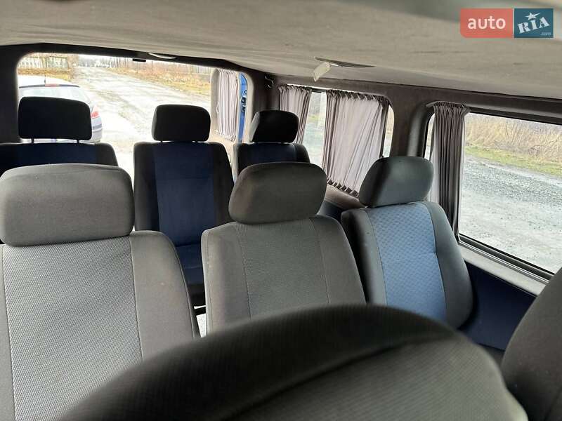 Минивэн Renault Trafic 2005 в Благовещенском