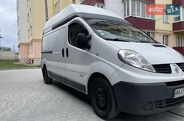 Грузовой фургон Renault Trafic 2014 в 