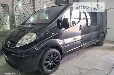 Минивэн Renault Trafic 2010 в Ровно