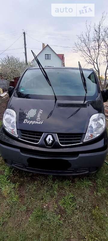 Грузовой фургон Renault Trafic 2011 в Дергачах