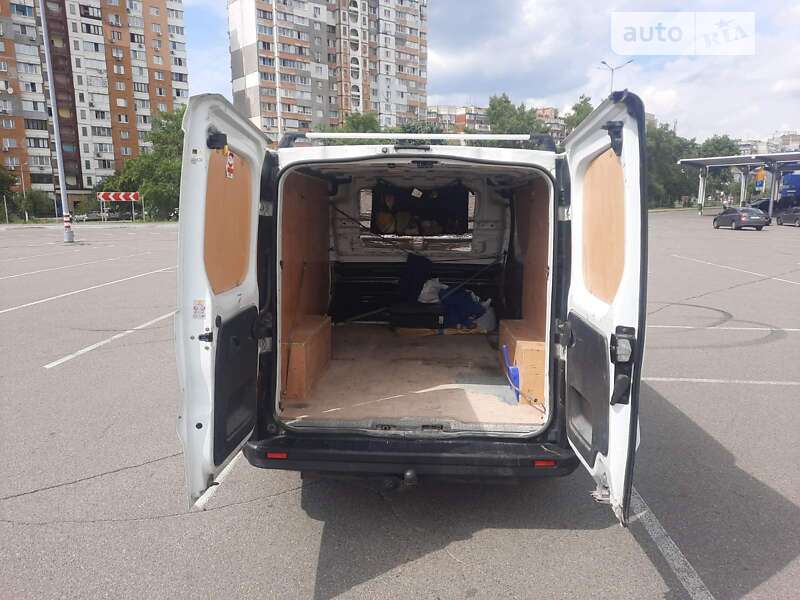 Грузовой фургон Renault Trafic 2016 в Киеве