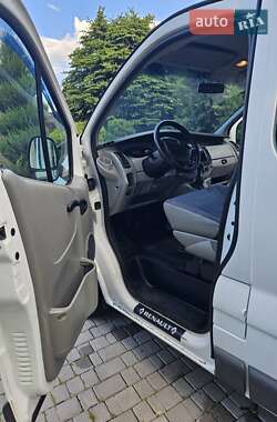 Минивэн Renault Trafic 2006 в Львове