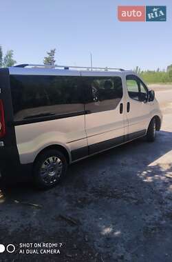 Минивэн Renault Trafic 2011 в 