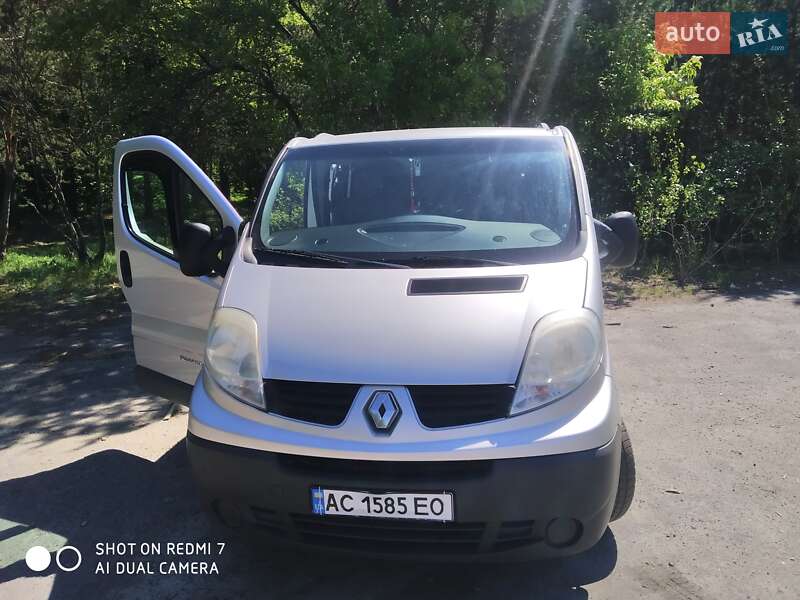 Минивэн Renault Trafic 2011 в Ковеле