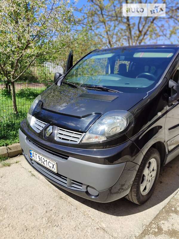 Минивэн Renault Trafic 2014 в Ивано-Франковске