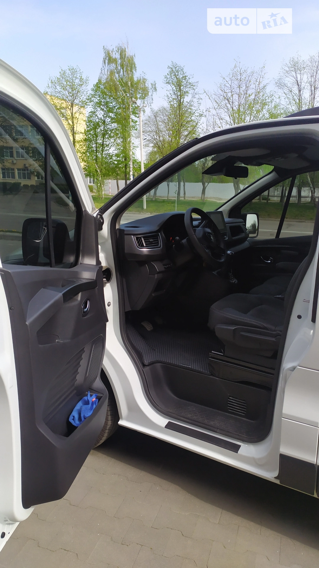 2021 Renault Trafic - мініатюра 13