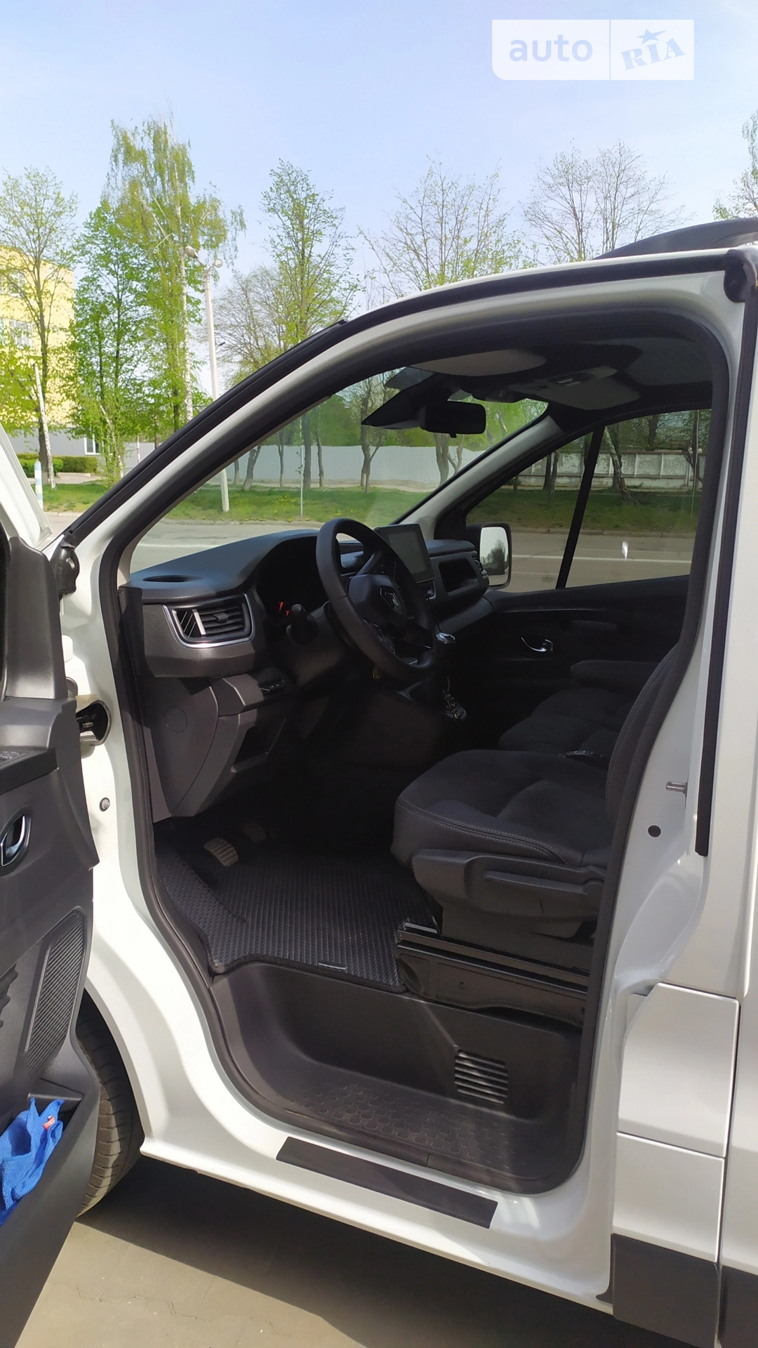 2021 Renault Trafic - мініатюра 7