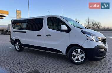 Минивэн Renault Trafic 2019 в Рокитном
