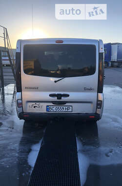 Минивэн Renault Trafic 2003 в Новояворовске