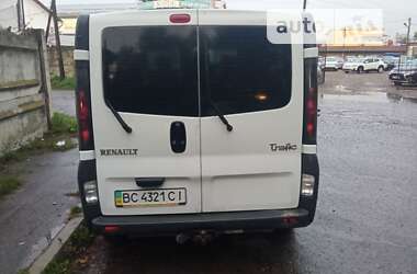 Мінівен Renault Trafic 2006 в Стрию