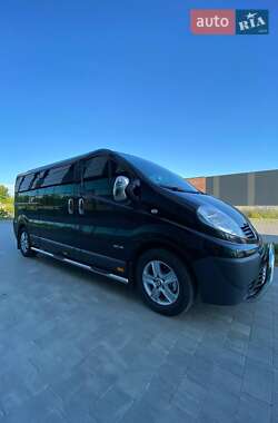Минивэн Renault Trafic 2014 в 