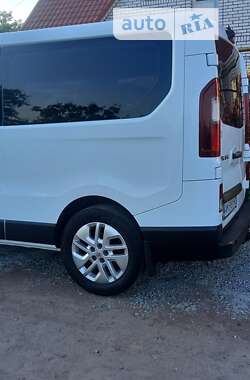 Мінівен Renault Trafic 2015 в Коростені