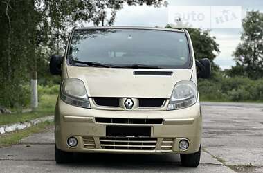 Мінівен Renault Trafic 2006 в Млиніві