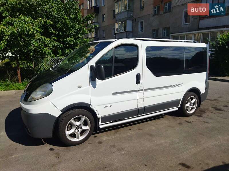 Renault Trafic 2011
