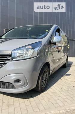 Мінівен Renault Trafic 2015 в Слов'янську