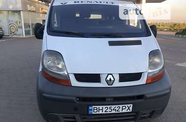 Минивэн Renault Trafic 2004 в Раздельной