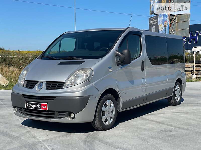 Воздушный фильтр на Renault Trafic TXX