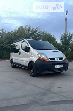 Мінівен Renault Trafic 2003 в Червонограді